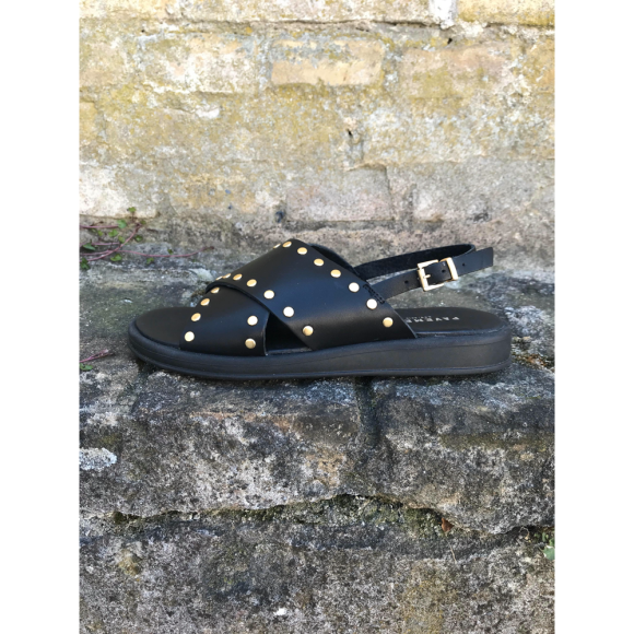 Hannah Studs Sandal Pavement