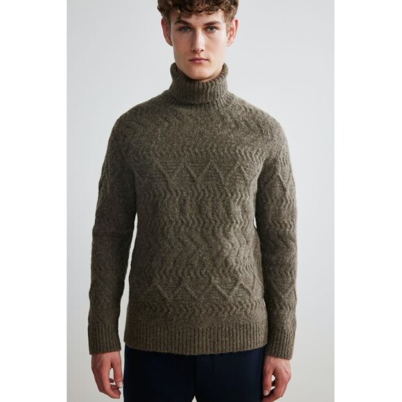 Bert Roll Neck 6461 NN07