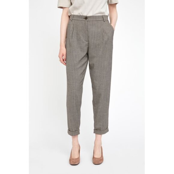 Malou 754 Brown Sand Herringbone Fiveunits