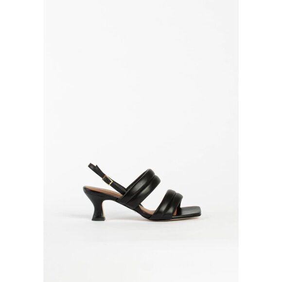 Alba Sandal Bukela