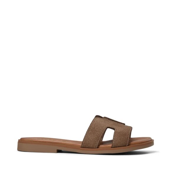 Pavement Pam Suede Sandal Mole Suede